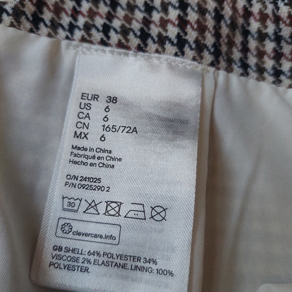 Classic Black, White, Brown, Burgundy Houndstooth Skirt Mini 6 - Picture 4 of 6